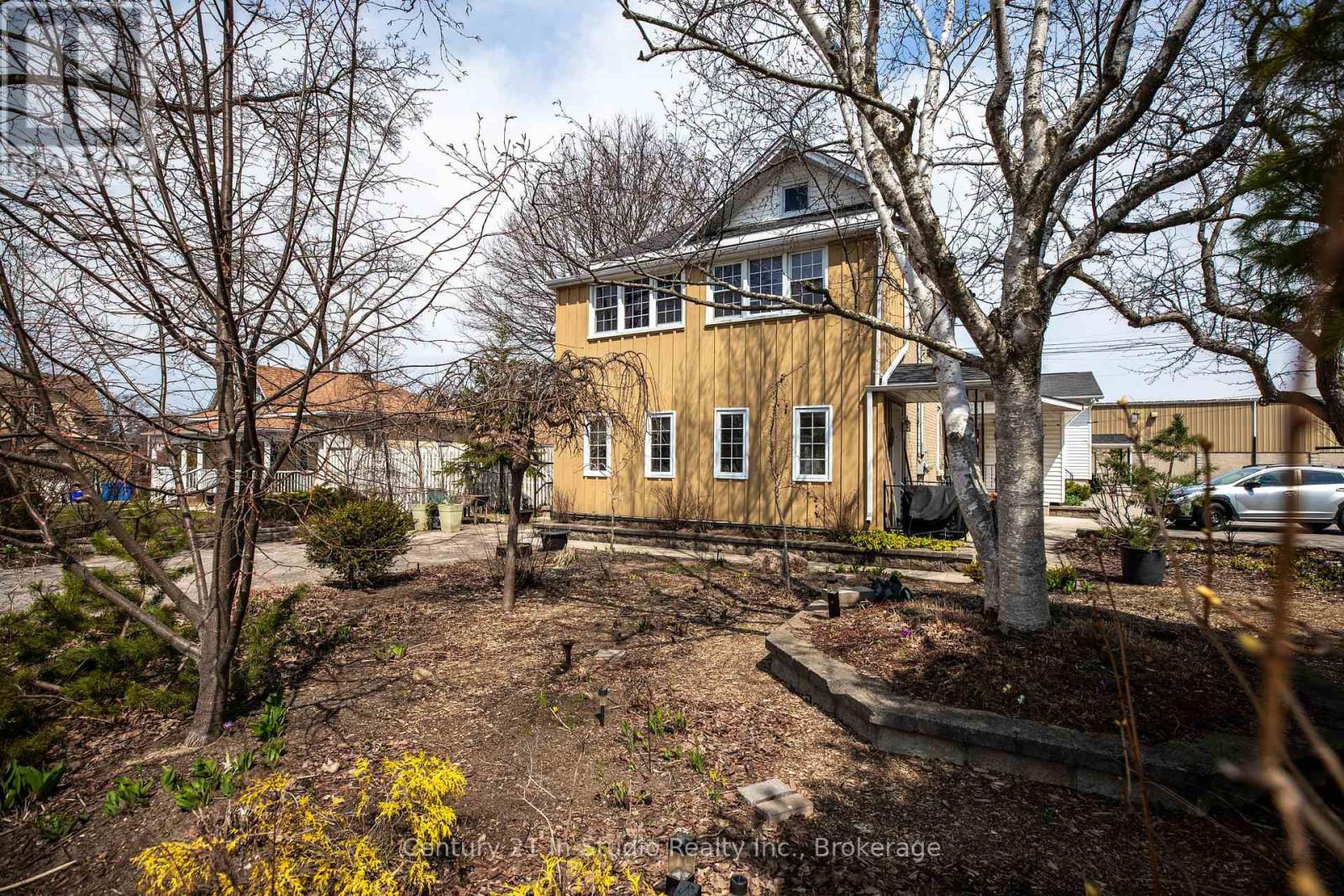 228 Palmerston Street, Saugeen Shores, Ontario  N0H 2L0 - Photo 5 - X12037227