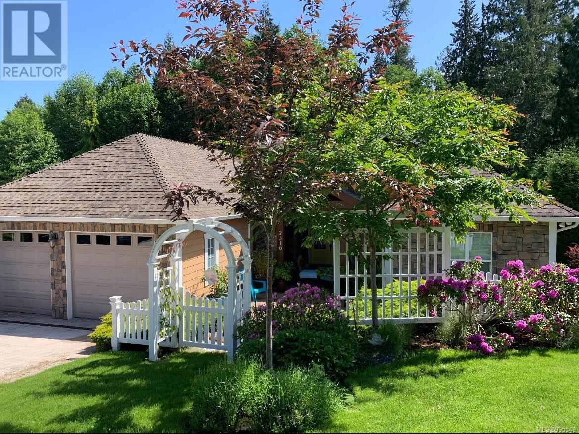 Property at 2510 Kinnoull Cres image 1