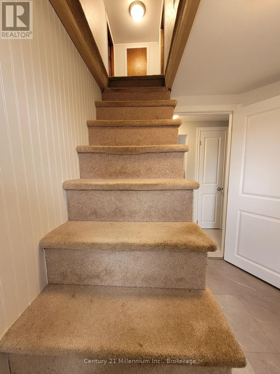 25 Ayling Reid Court, Wasaga Beach, Ontario  L9Z 2G5 - Photo 18 - S12088612
