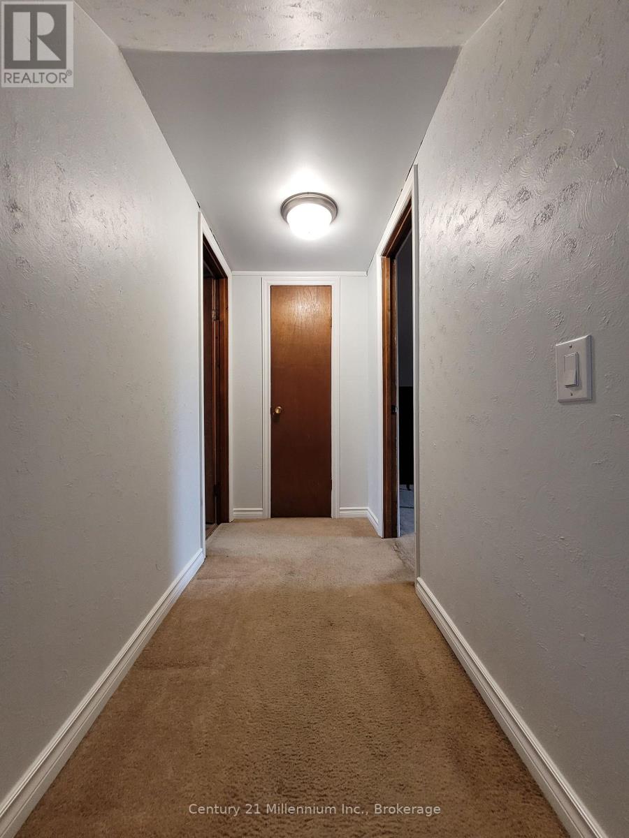 25 Ayling Reid Court, Wasaga Beach, Ontario  L9Z 2G5 - Photo 19 - S12088612