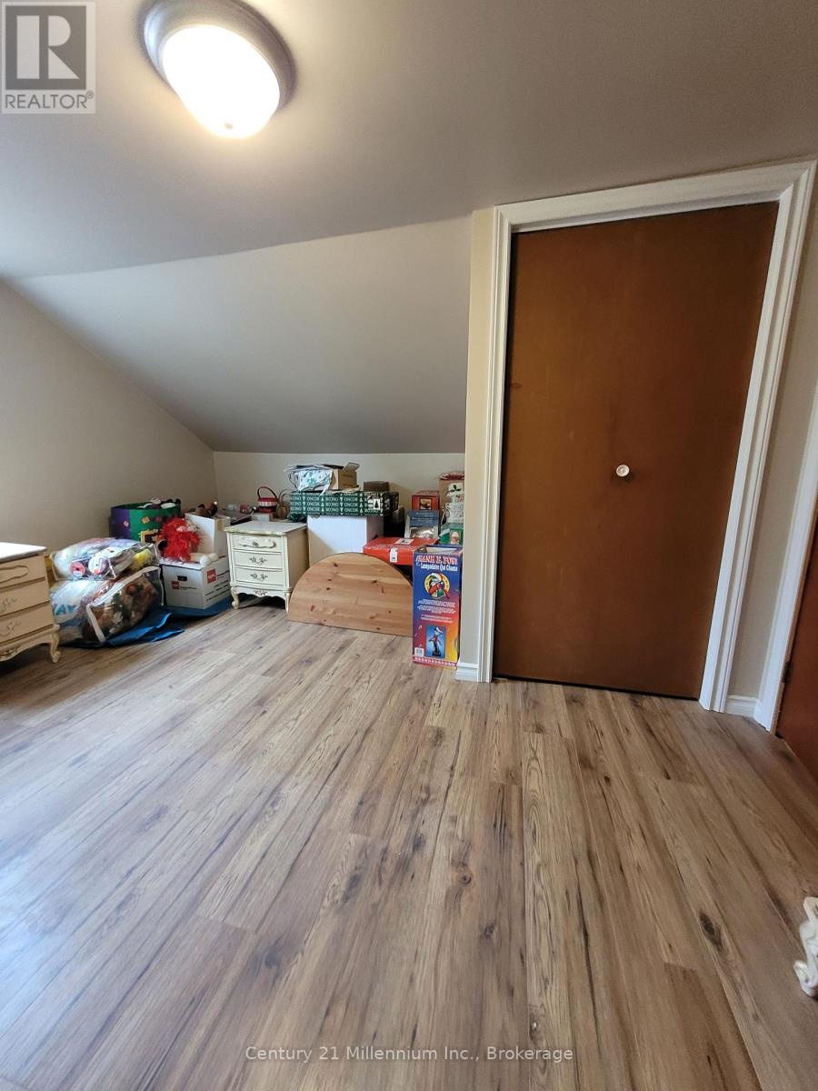 25 Ayling Reid Court, Wasaga Beach, Ontario  L9Z 2G5 - Photo 23 - S12088612