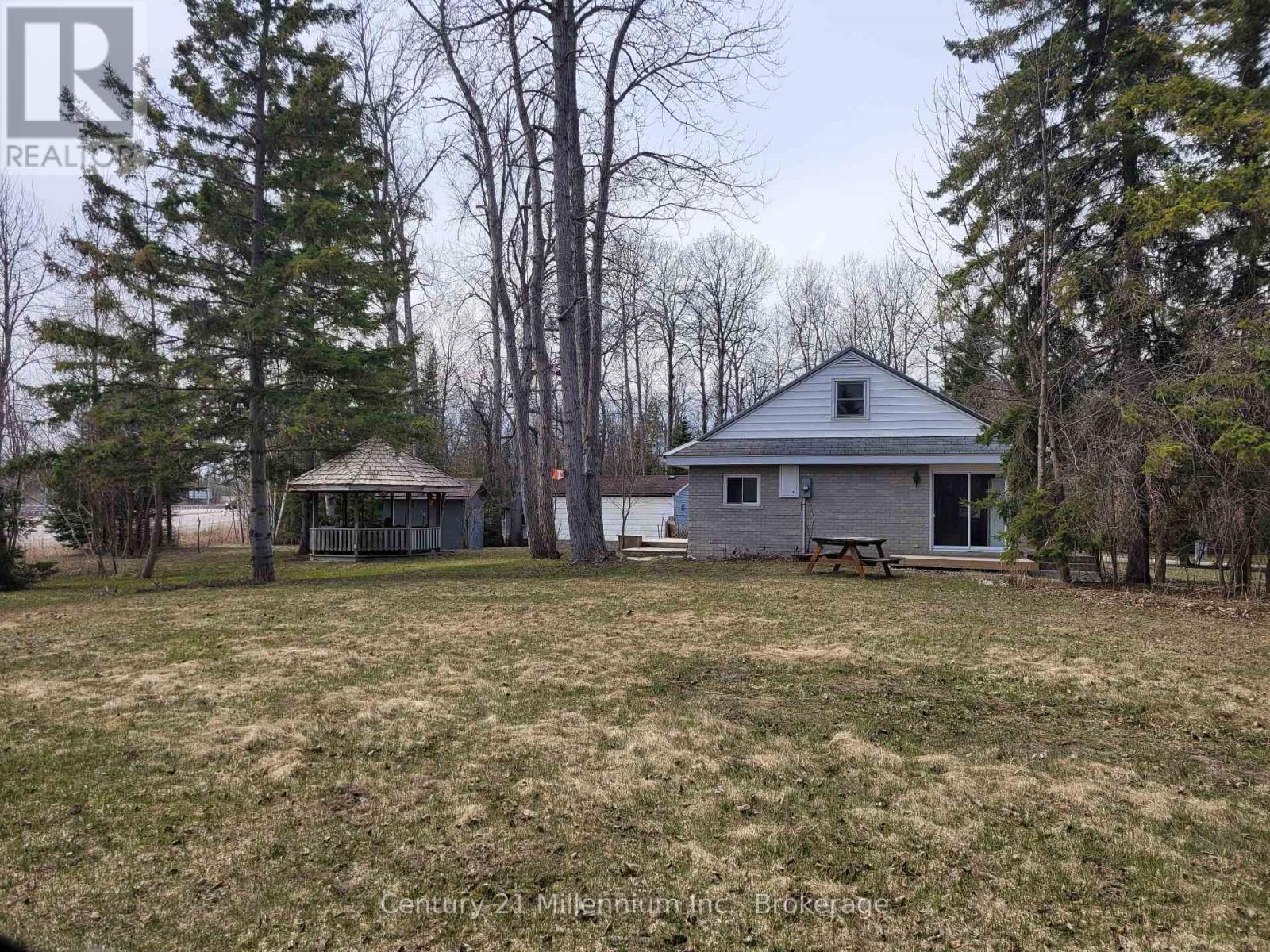 25 Ayling Reid Court, Wasaga Beach, Ontario  L9Z 2G5 - Photo 39 - S12088612