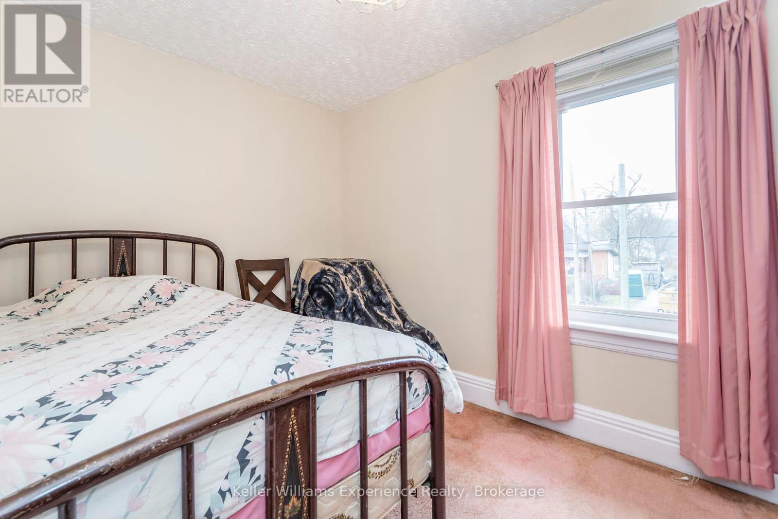 223 Lindsay Street, Midland, Ontario  L4R 2V2 - Photo 12 - S12088687