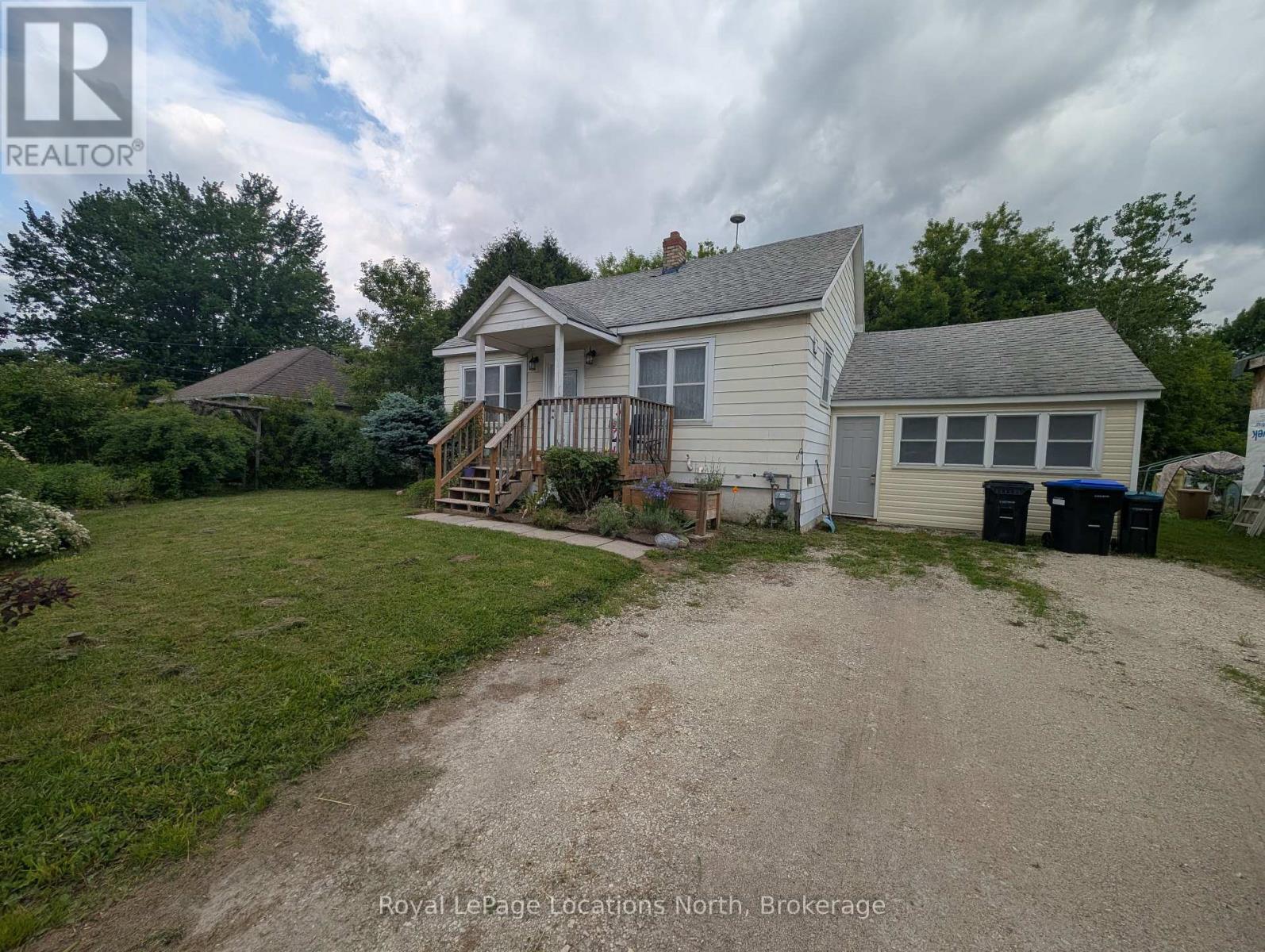 5166 County Road 9 Road, Clearview, Ontario  L0M 1N0 - Photo 2 - S12088716