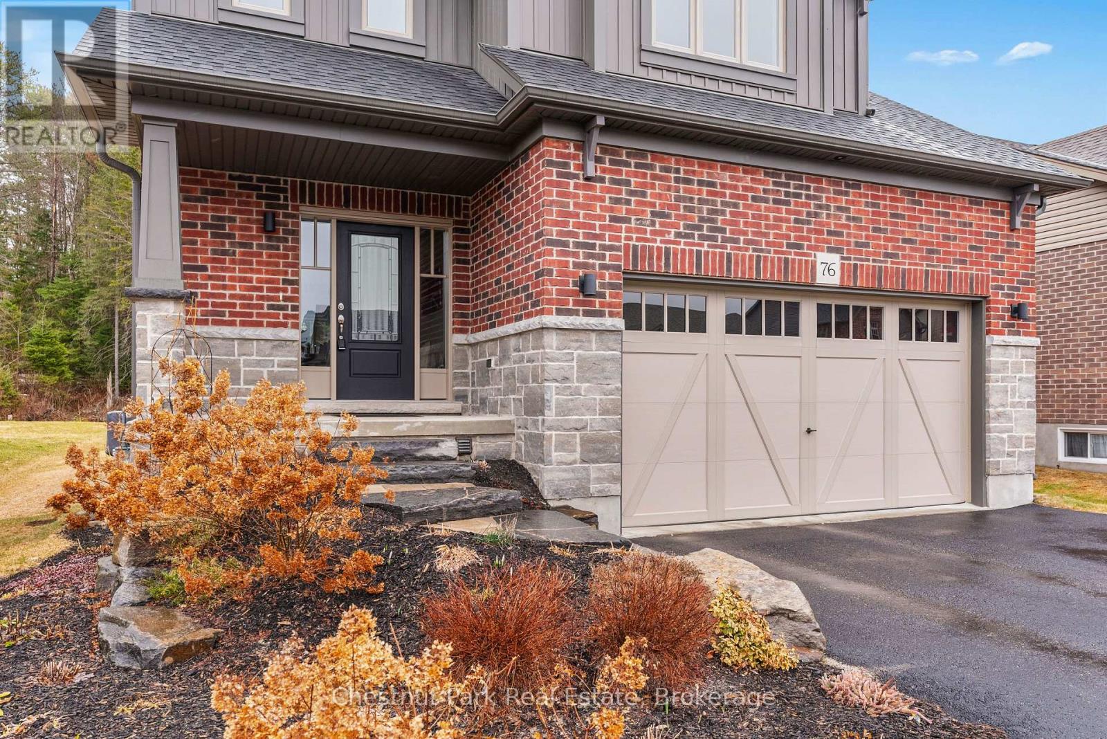 Property at 76 SELKIRK DRIVE image 2