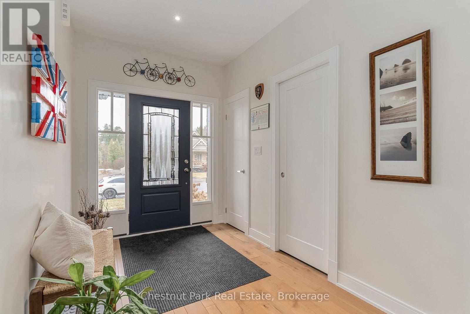 Property at 76 SELKIRK DRIVE image 4