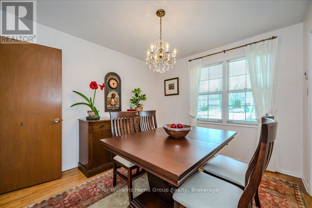 21 Kingsley Court, Guelph, Ontario  N1E 1E2 - Photo 16 - X12088619