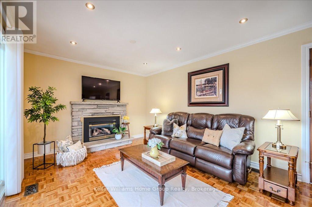 21 Kingsley Court, Guelph, Ontario  N1E 1E2 - Photo 19 - X12088619