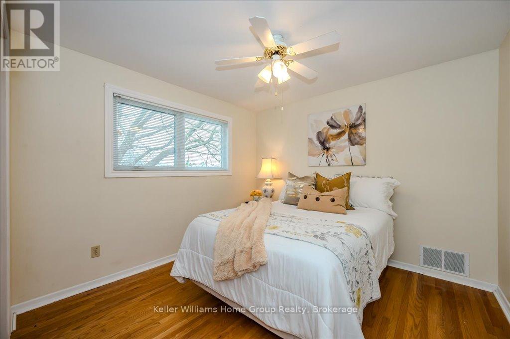 21 Kingsley Court, Guelph, Ontario  N1E 1E2 - Photo 24 - X12088619