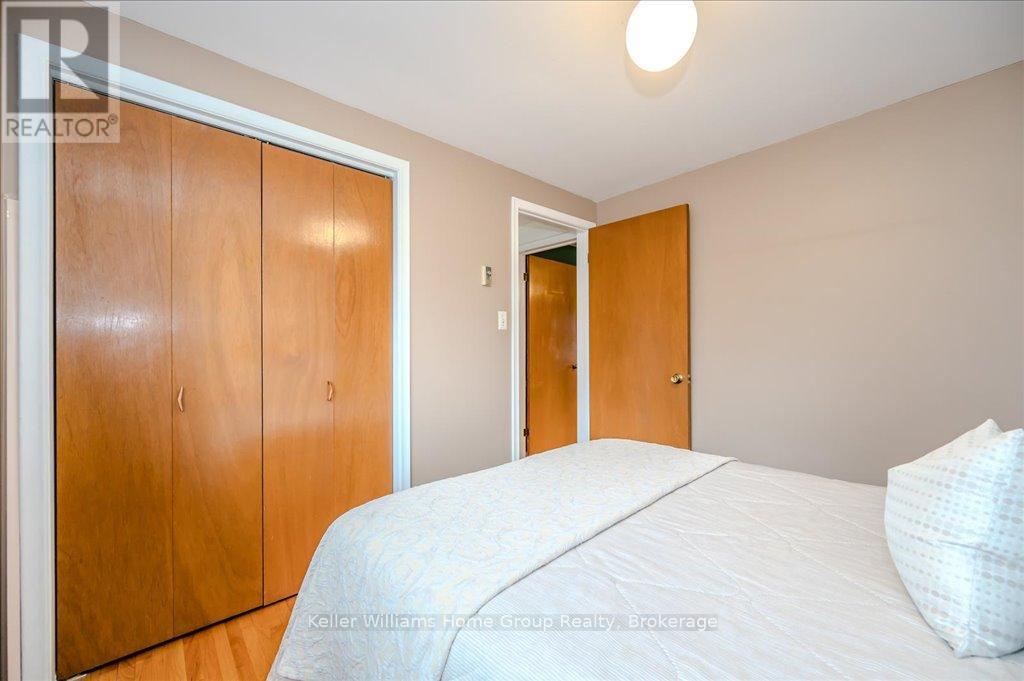 21 Kingsley Court, Guelph, Ontario  N1E 1E2 - Photo 27 - X12088619