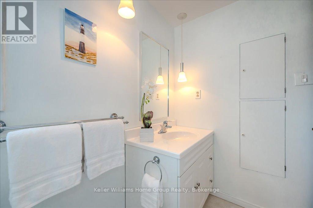 21 Kingsley Court, Guelph, Ontario  N1E 1E2 - Photo 32 - X12088619