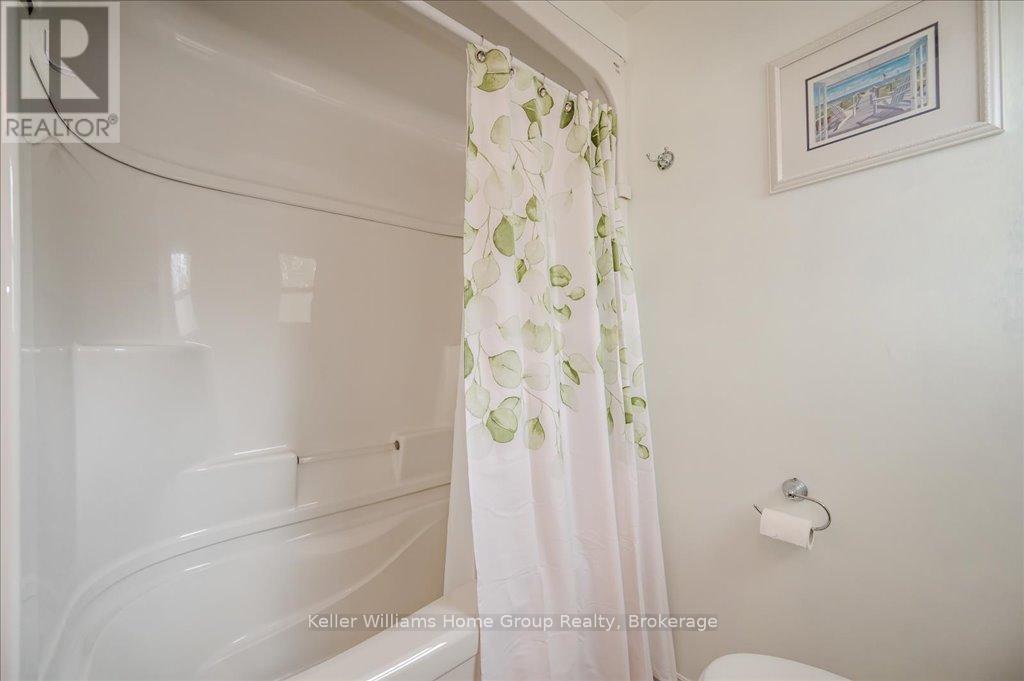 21 Kingsley Court, Guelph, Ontario  N1E 1E2 - Photo 33 - X12088619