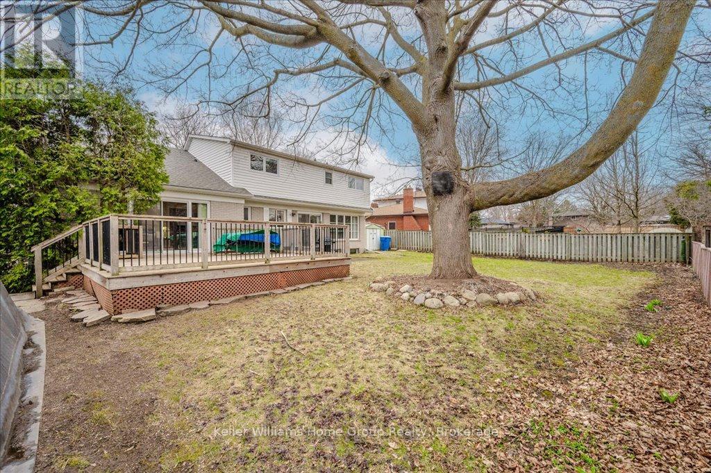 21 Kingsley Court, Guelph, Ontario  N1E 1E2 - Photo 38 - X12088619