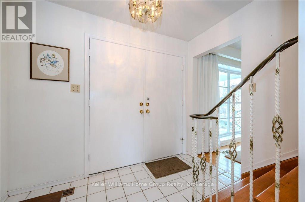 21 Kingsley Court, Guelph, Ontario  N1E 1E2 - Photo 6 - X12088619