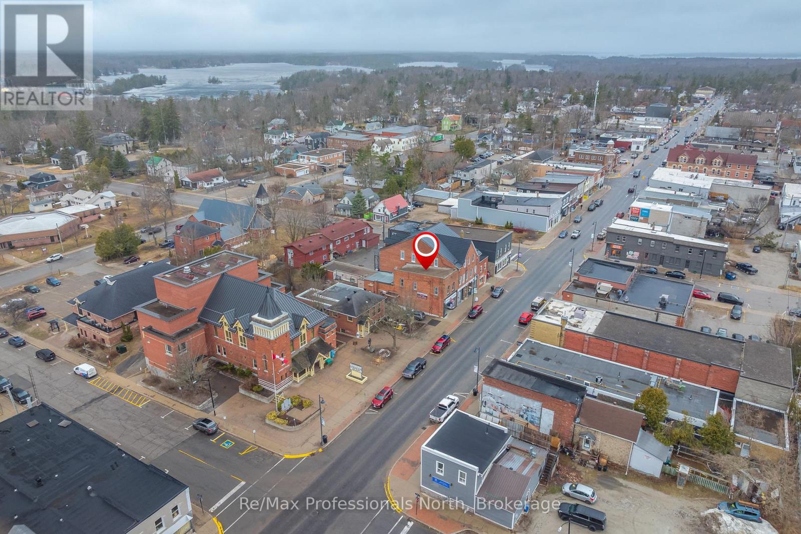 265 Muskoka Road S, Gravenhurst, Ontario  P1P 1J1 - Photo 28 - X12088684