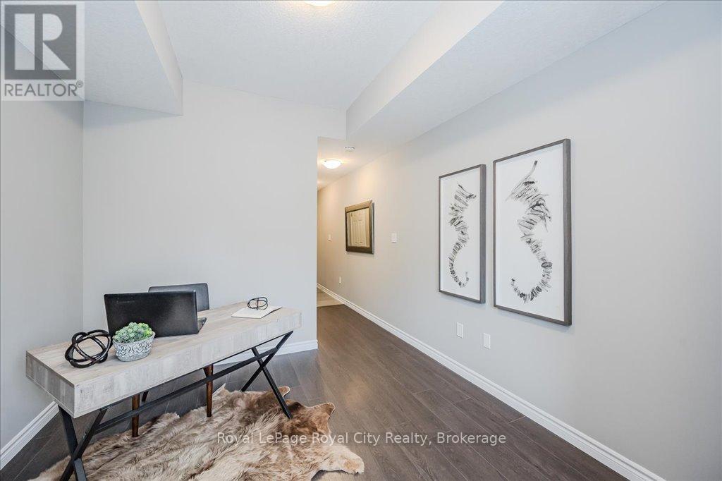 52 - 107 Westra Drive, Guelph, Ontario  N1K 0A5 - Photo 5 - X12088710