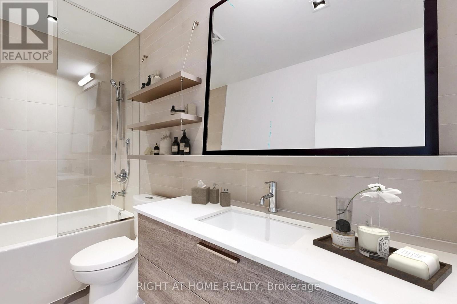 802 - 501 Adelaide Street W, Toronto, Ontario  M5V 1T4 - Photo 15 - C12088607