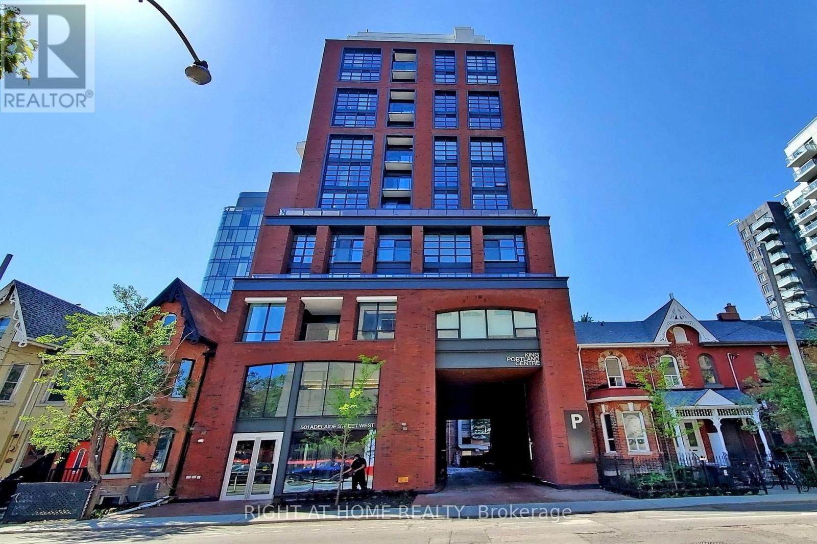 802 - 501 Adelaide Street W, Toronto, Ontario  M5V 1T4 - Photo 4 - C12088607