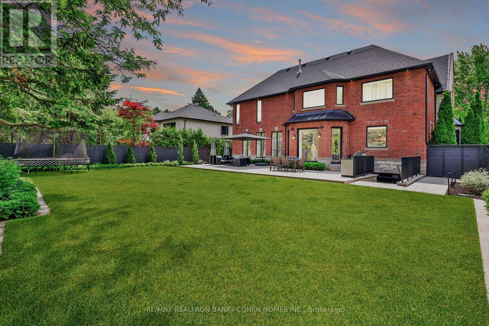 Property at 148 HIGHLAND CRESCENT image 2