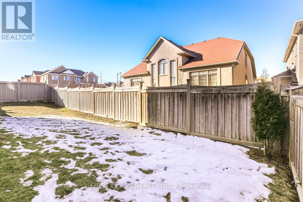 163 Abner Miles Drive, Vaughan, Ontario  L6A 4X4 - Photo 32 - N12088528