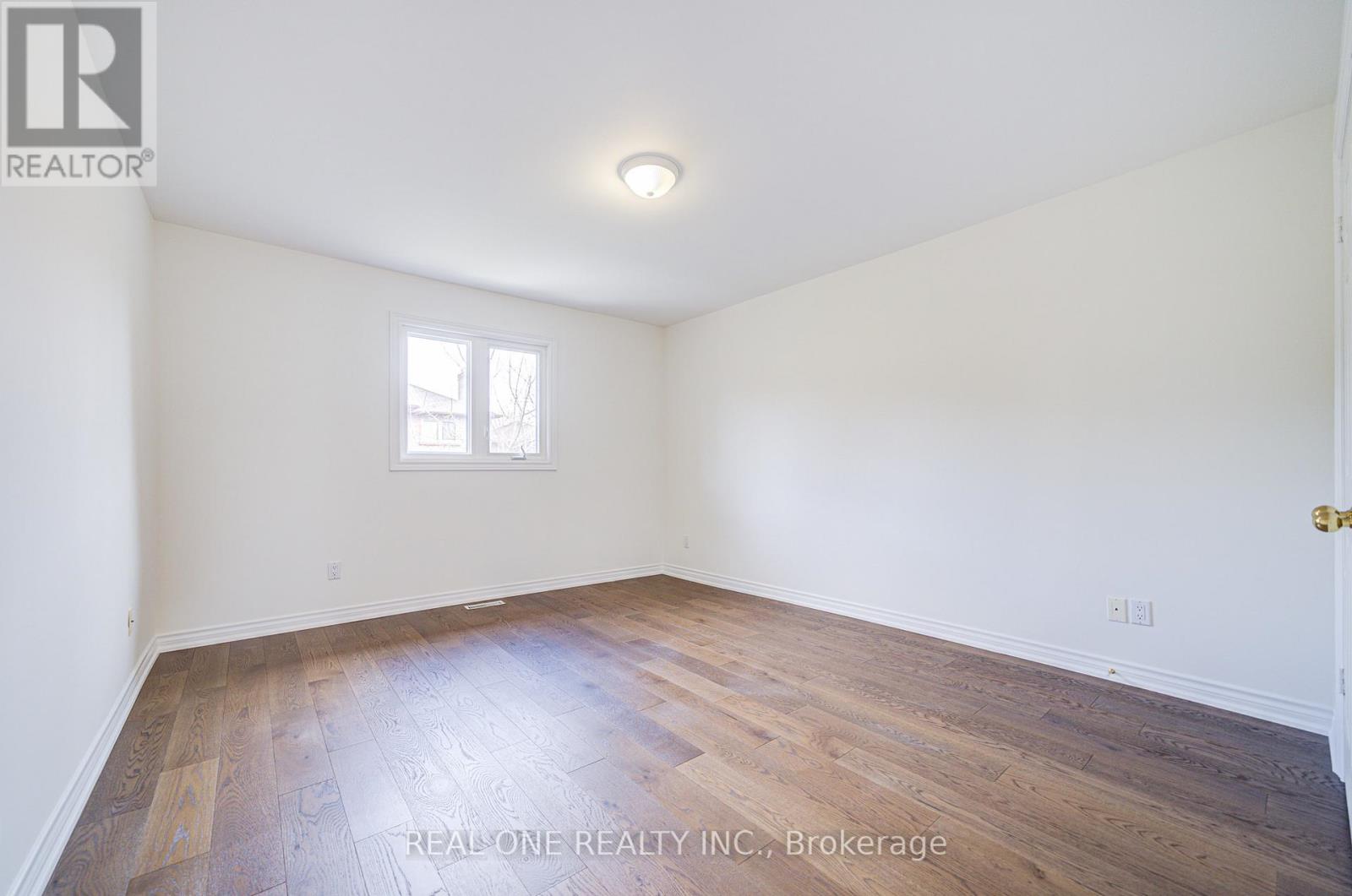 27 Binscarth Crescent, Vaughan, Ontario  L4J 4S4 - Photo 34 - N12088553