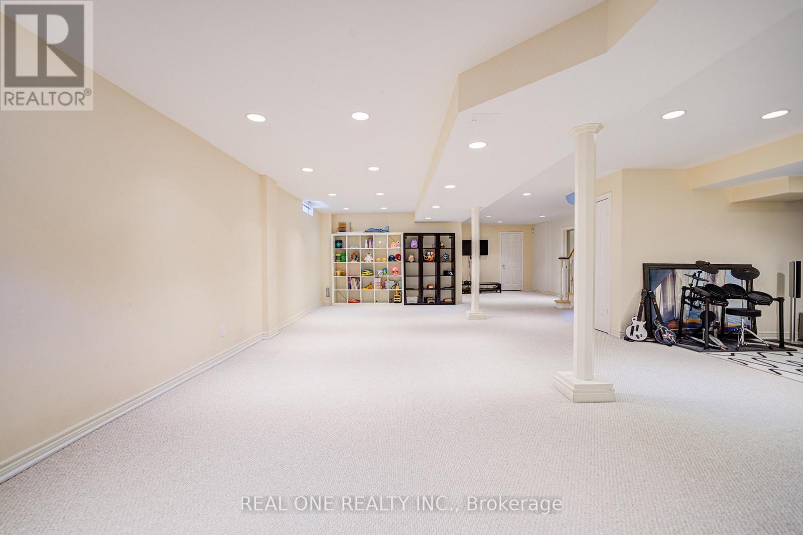 27 Binscarth Crescent, Vaughan, Ontario  L4J 4S4 - Photo 42 - N12088553