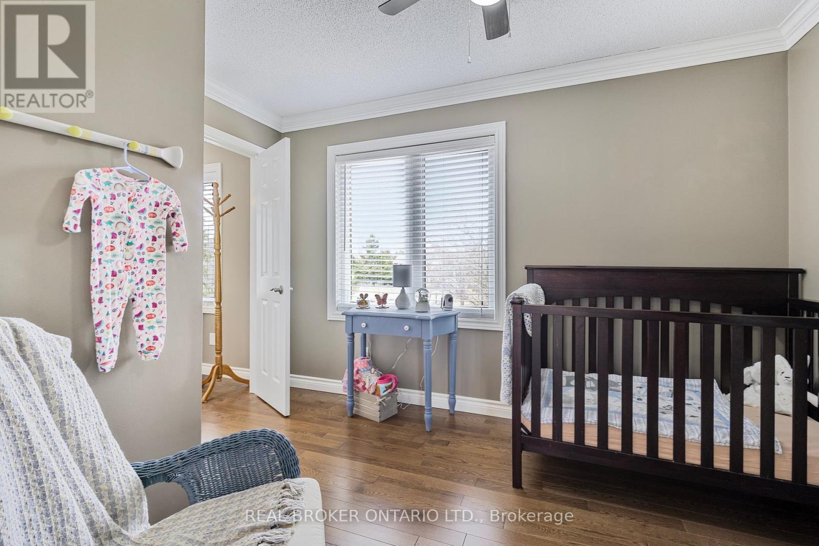 35 Howard Drive, Oro-Medonte, Ontario  L0L 2E0 - Photo 23 - S12088490