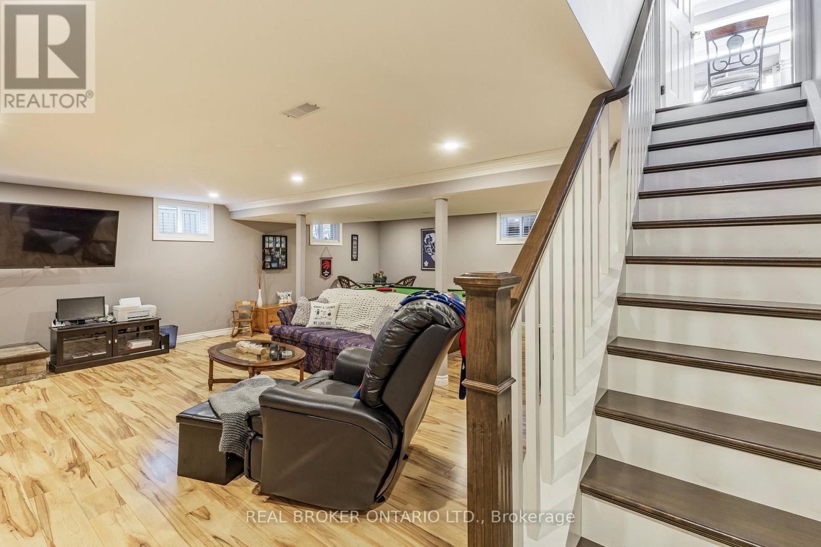 35 Howard Drive, Oro-Medonte, Ontario  L0L 2E0 - Photo 28 - S12088490