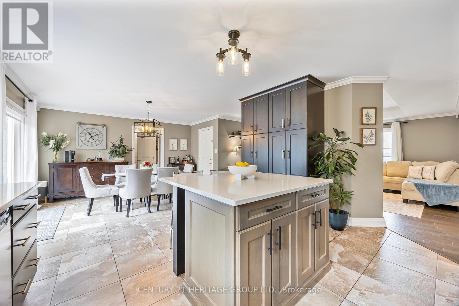 1328 Strongville Road, Clearview, Ontario  L0M 1S0 - Photo 15 - S12088686