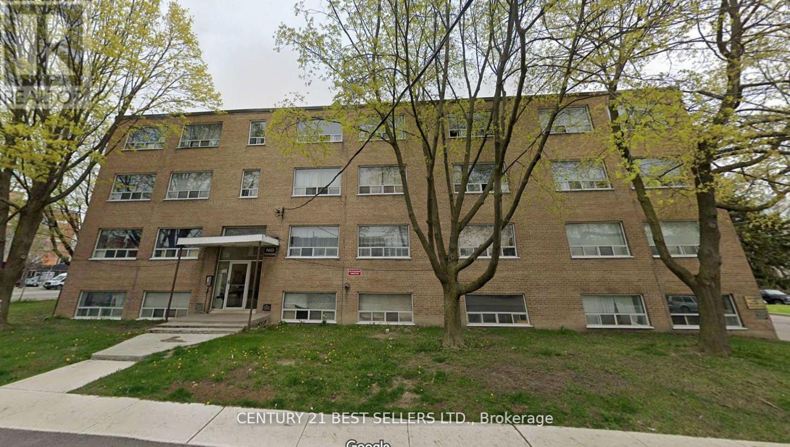 26-105 Twenty Fifth Street, Toronto, Ontario  M8V 3P9 - Photo 1 - W12086901