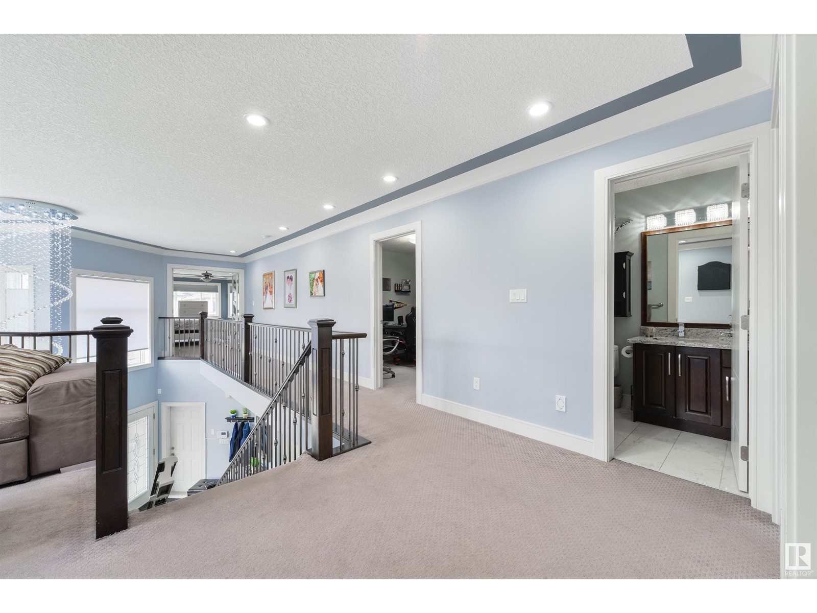 Property at 6523 173 AV NW image 3