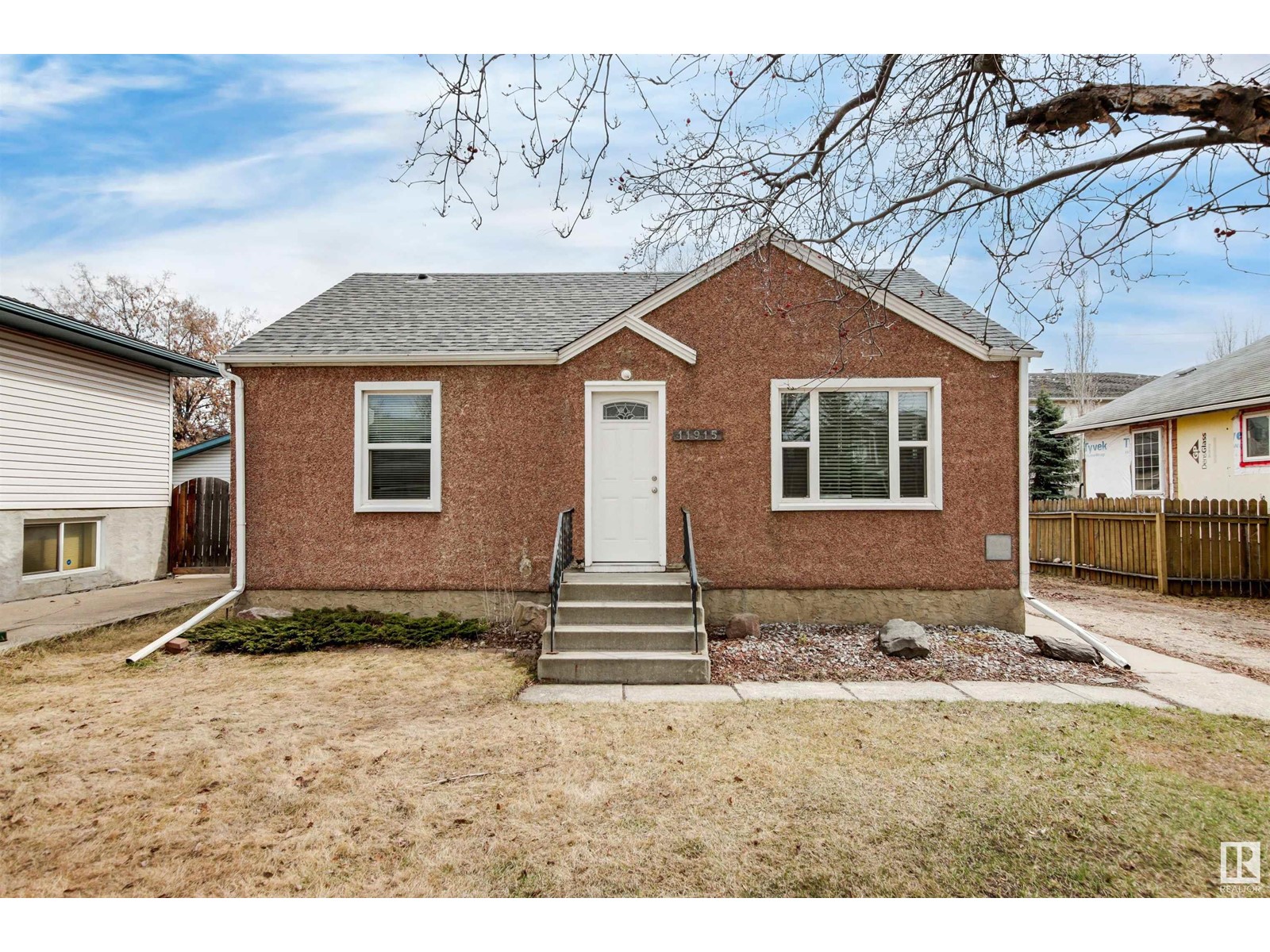 Property at 11915 122 ST NW image 1