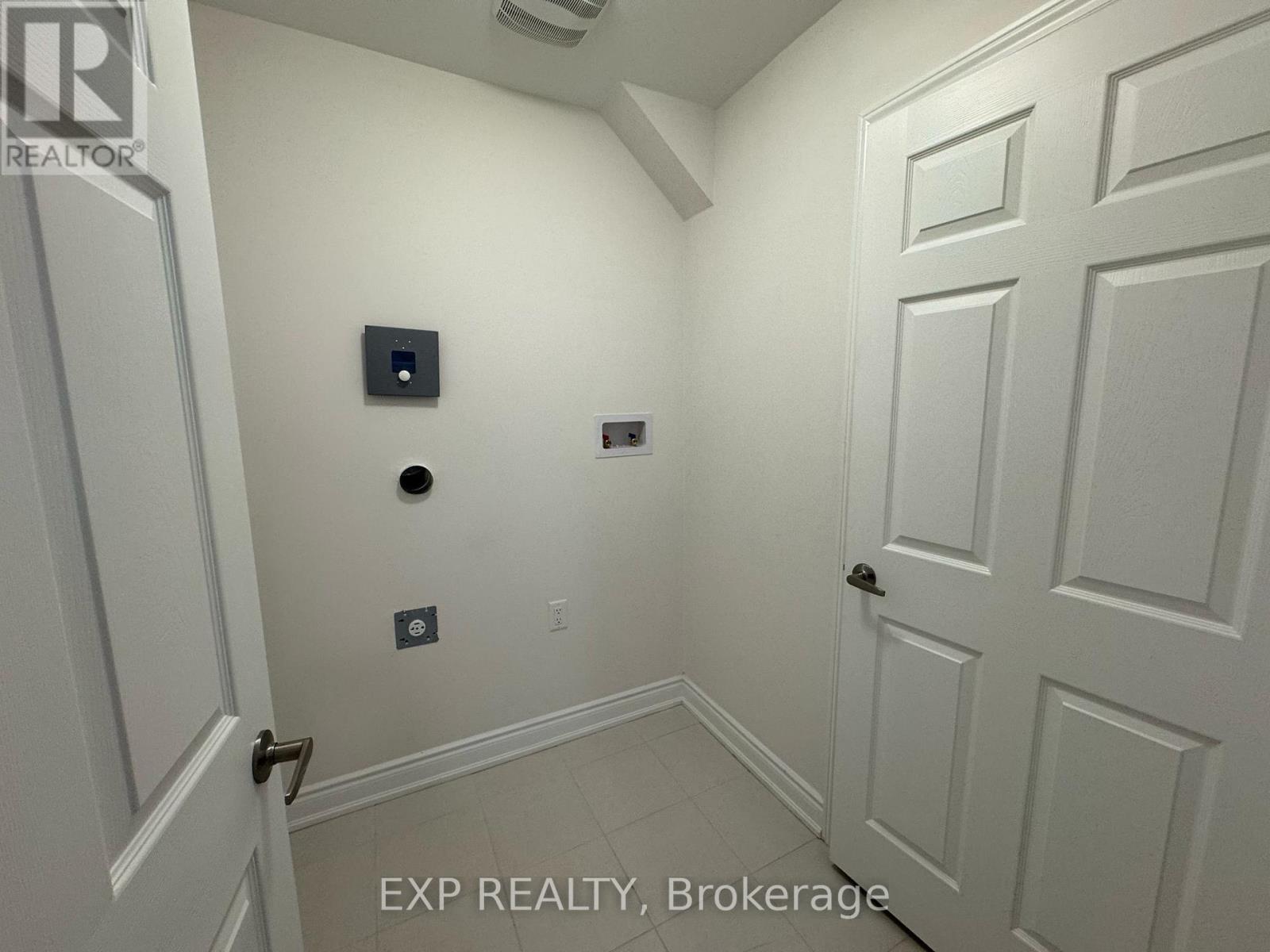 1, 2, 3 - 3 Marvin Avenue, Oakville (Go Glenorchy), Ontario  L6H 0Z6 - Photo 12 - W12088491