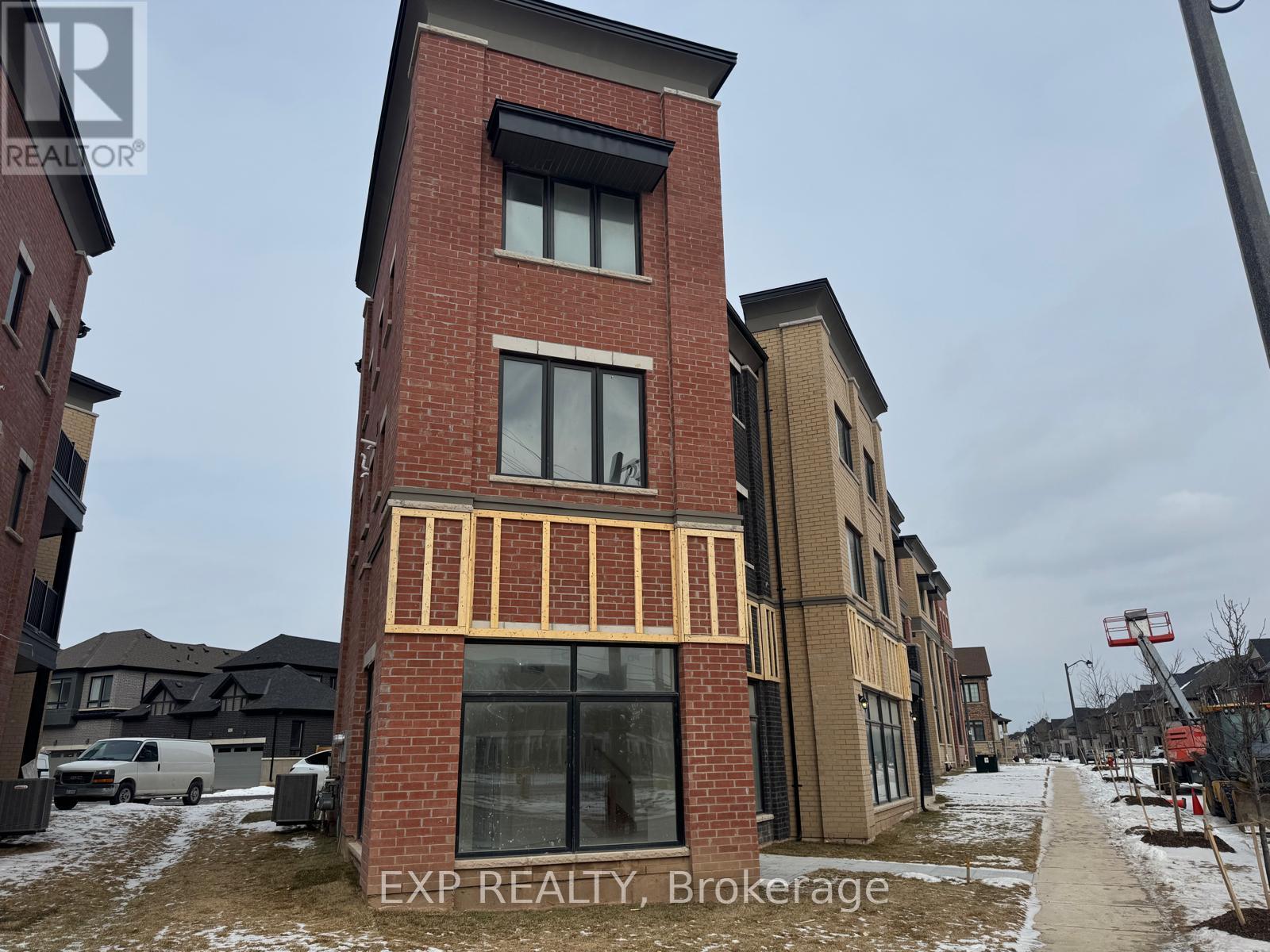 1, 2, 3 - 3 Marvin Avenue, Oakville (Go Glenorchy), Ontario  L6H 0Z6 - Photo 43 - W12088491