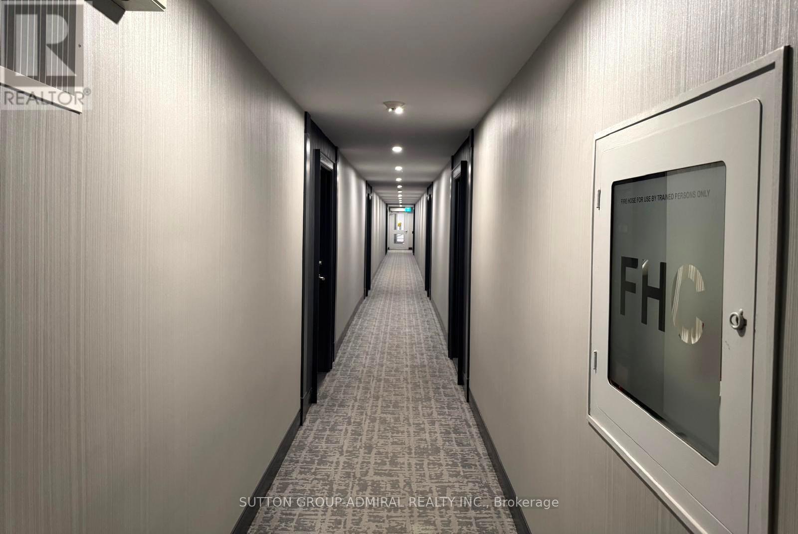 104 - 451 The West Mall W, Toronto (Etobicoke West Mall), Ontario  M9C 1G1 - Photo 2 - W12088550