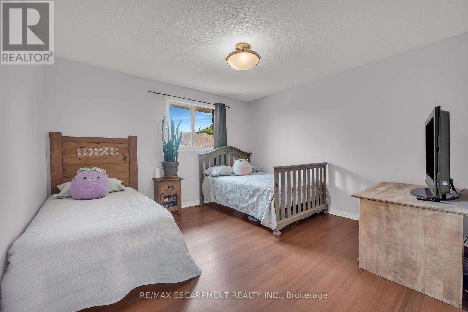7 Country Club Road, Haldimand, Ontario  N0A 1E0 - Photo 19 - X12088623