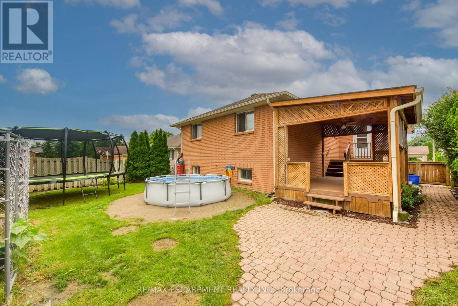 7 Country Club Road, Haldimand, Ontario  N0A 1E0 - Photo 3 - X12088623