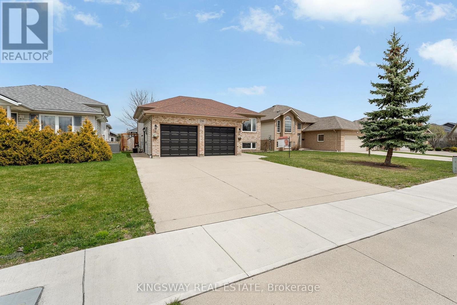 216 BRIEN AVENUE W, Essex, Ontario