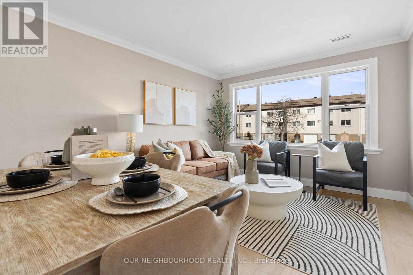 Property at 780 OXFORD STREET image 1