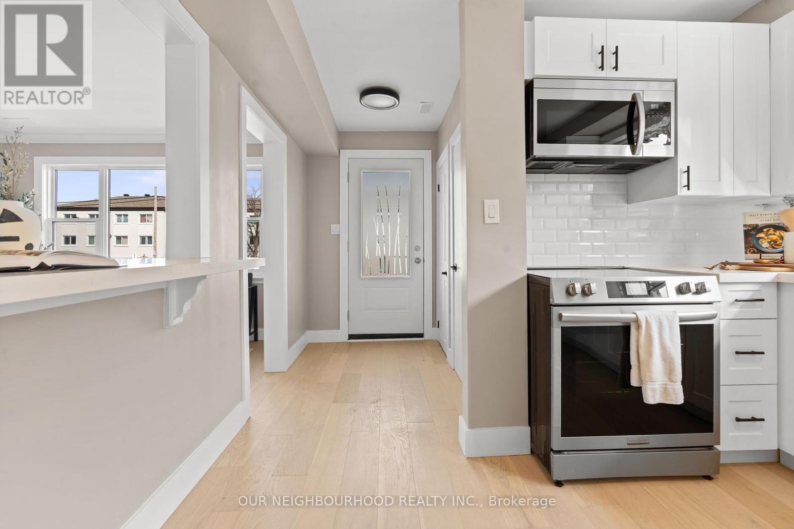 Property at 780 OXFORD STREET image 5