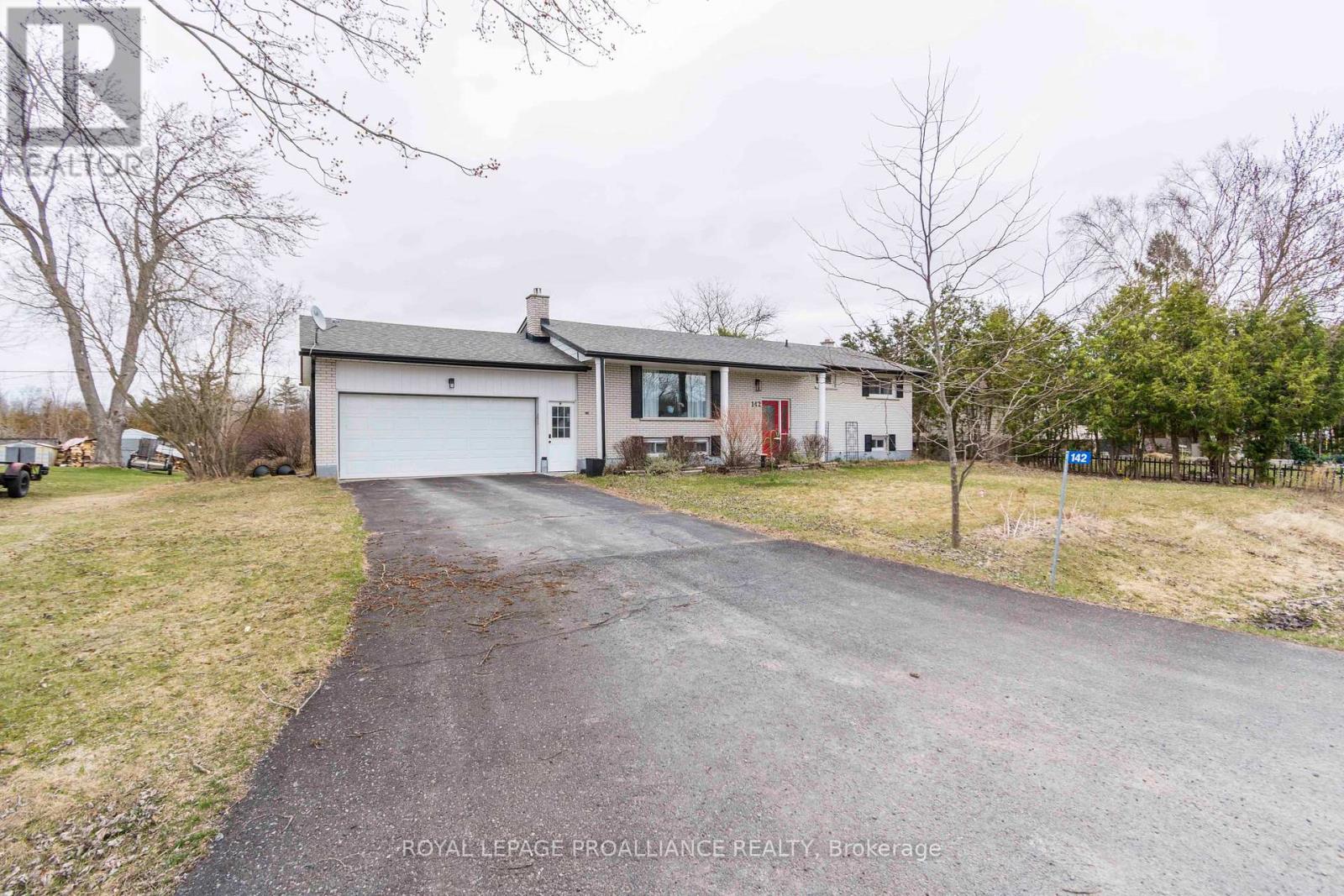 Property at 142 JEFFREY DRIVE image 4