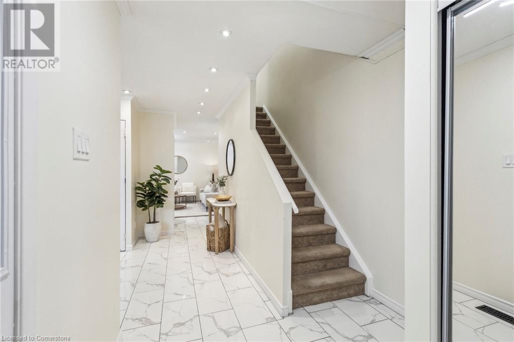 Property at 407 KEATS Way Unit# 3 image 4