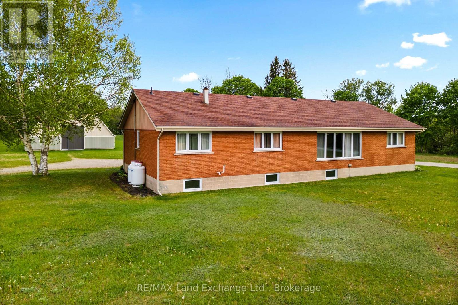 59 Denny's Dam Road, Arran-Elderslie, Ontario  N0H 2L0 - Photo 3 - X12088827
