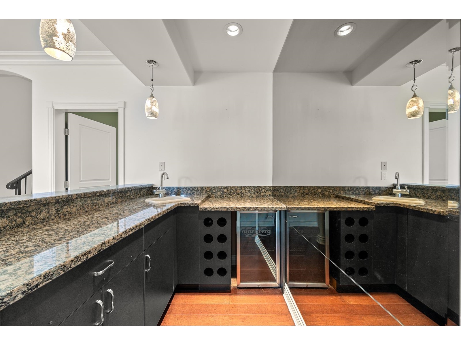 14032 Terry Road, White Rock, British Columbia  V4B 1A2 - Photo 31 - R2990399