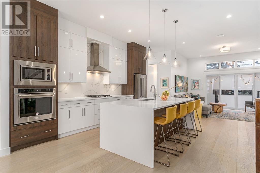 3032 37 Street Sw, Calgary, Alberta  T3E 3B6 - Photo 6 - A2205915