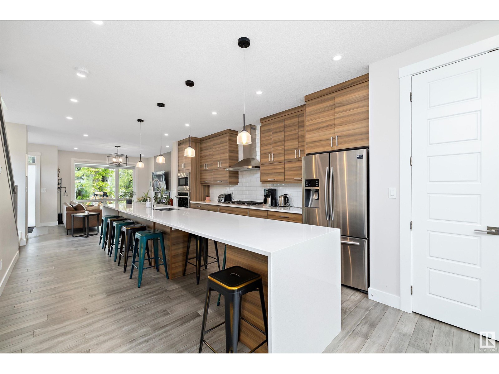 Property at 10917 79 AV NW image 3
