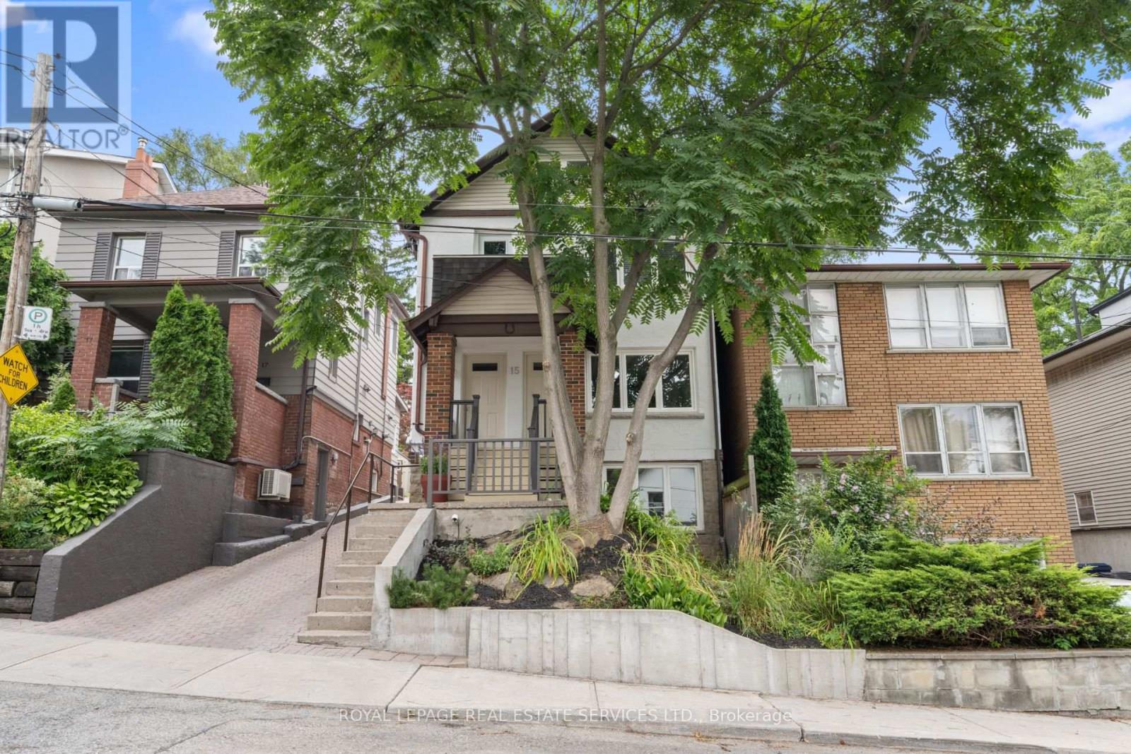 Property at 15 RUNNYMEDE ROAD image 1