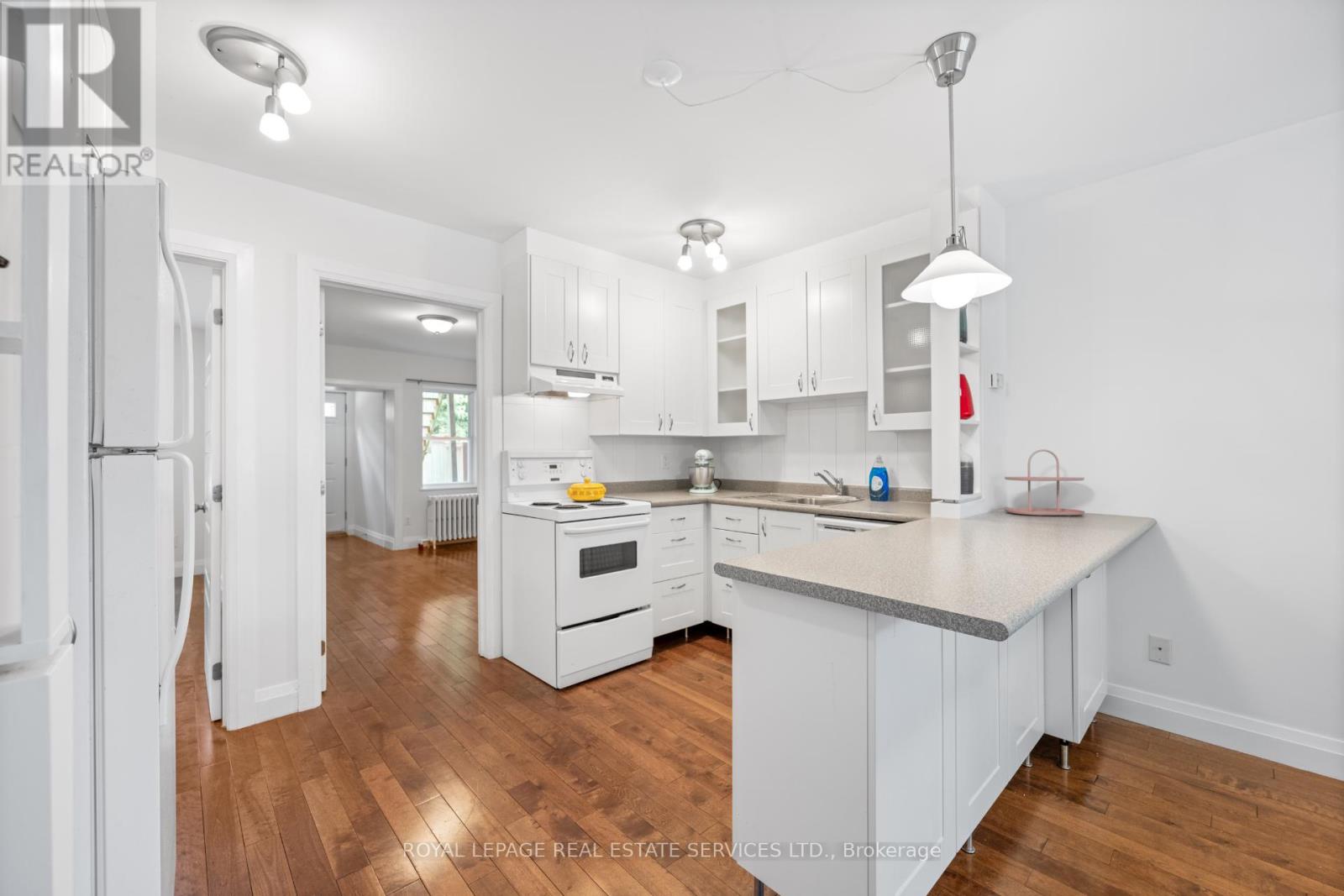 Property at 15 RUNNYMEDE ROAD image 5