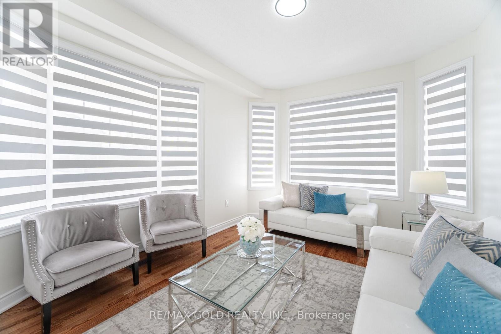 Property at 71 MAPLE VALLEY STREET image 3