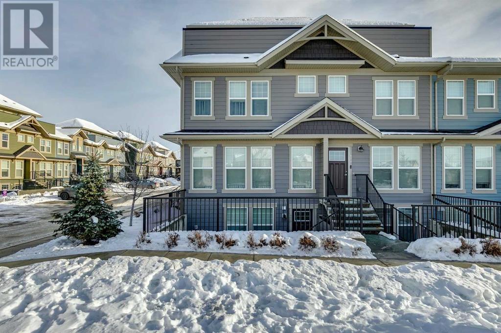 Property at 426 Cranbrook Square SE image 1